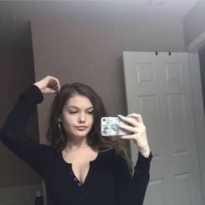 Meet your Posher, Brianna